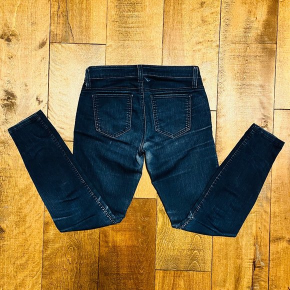 Guess Low-Rise Power Skinny Jeans, Dark Wash, Size US 27 - Picture 4 of 12